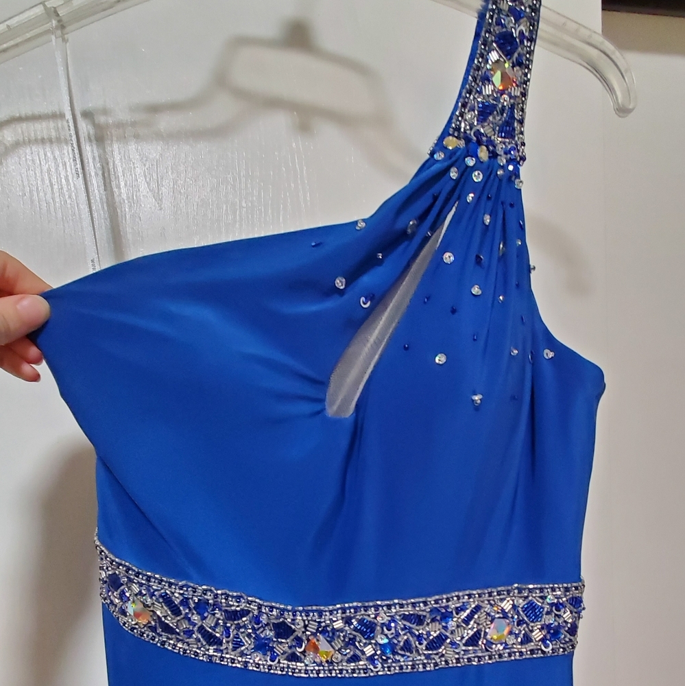 Prom Dress - Picture 4 of 7
